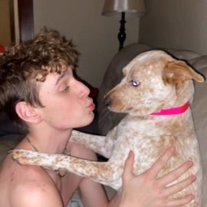 Meet your Posher, Wyatt